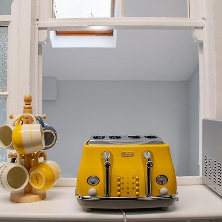 The Yellow Door By Shortstays ダブリン エクステリア 写真